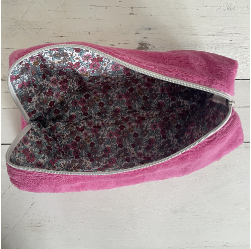 Trousse de toilette éponge rose